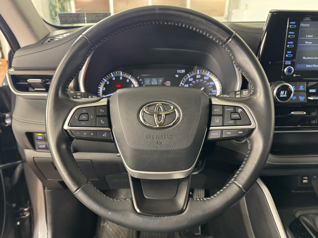 Toyota Highlander XLE AWD V6 2022