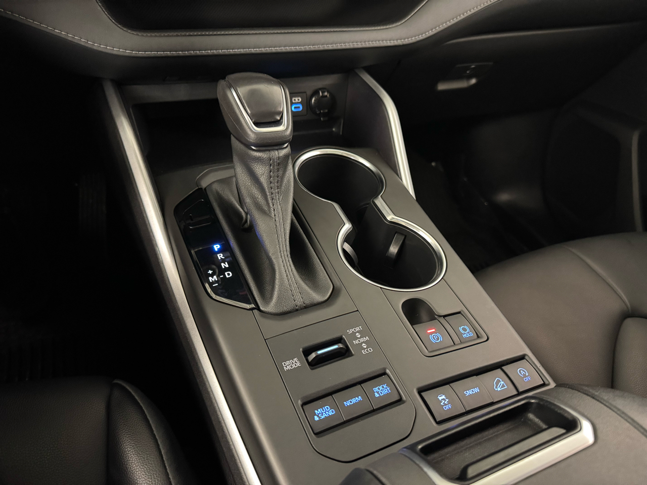 Toyota Highlander XLE AWD V6 2022