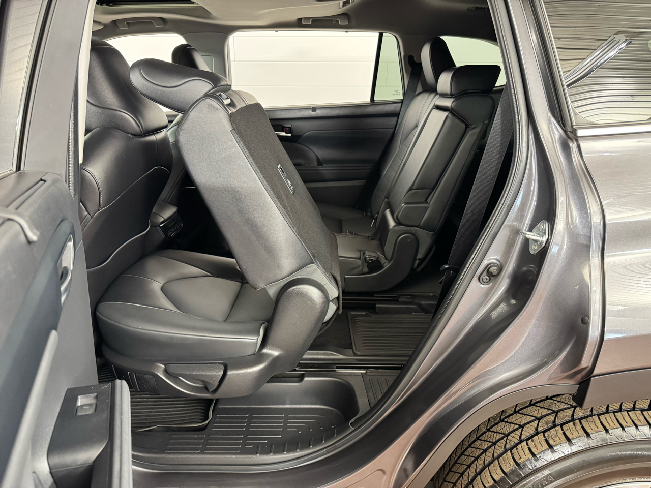 Toyota Highlander XLE AWD V6 2022