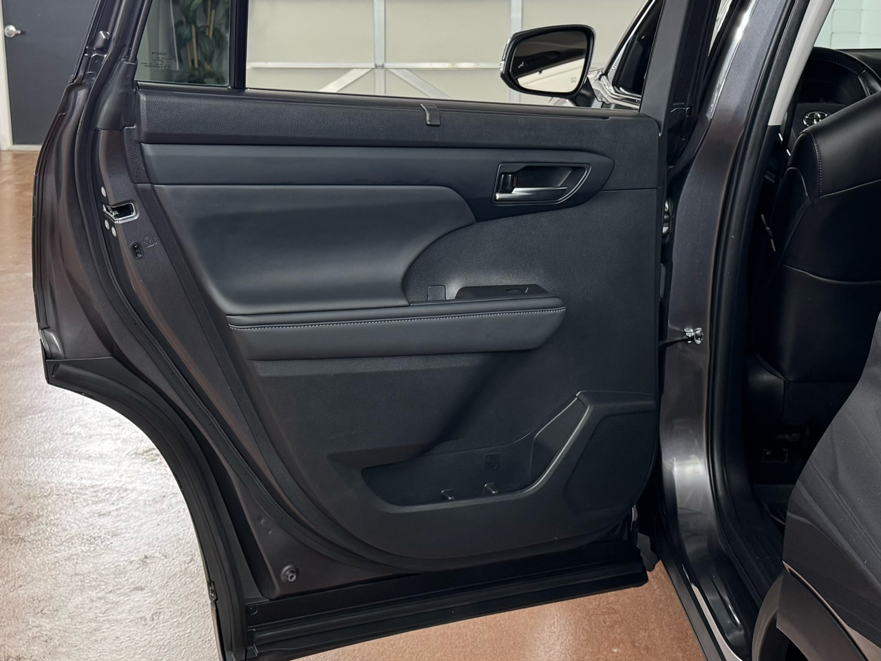 Toyota Highlander XLE AWD V6 2022