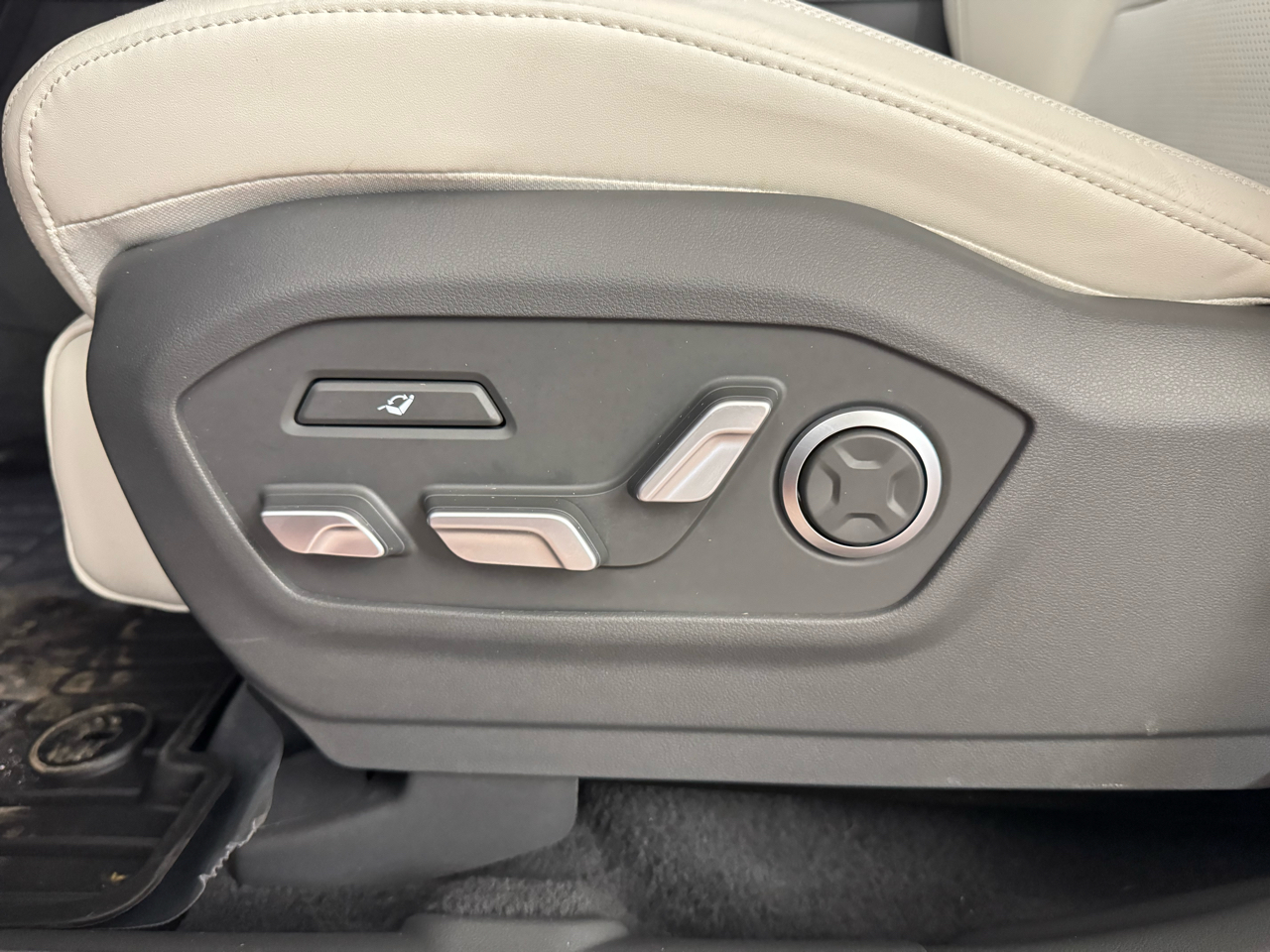 Hyundai Santa Fe Calligraphy AWD 2024