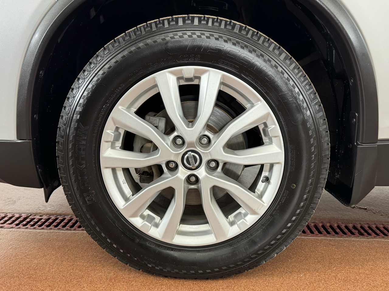 Nissan Rogue SV AWD 2017