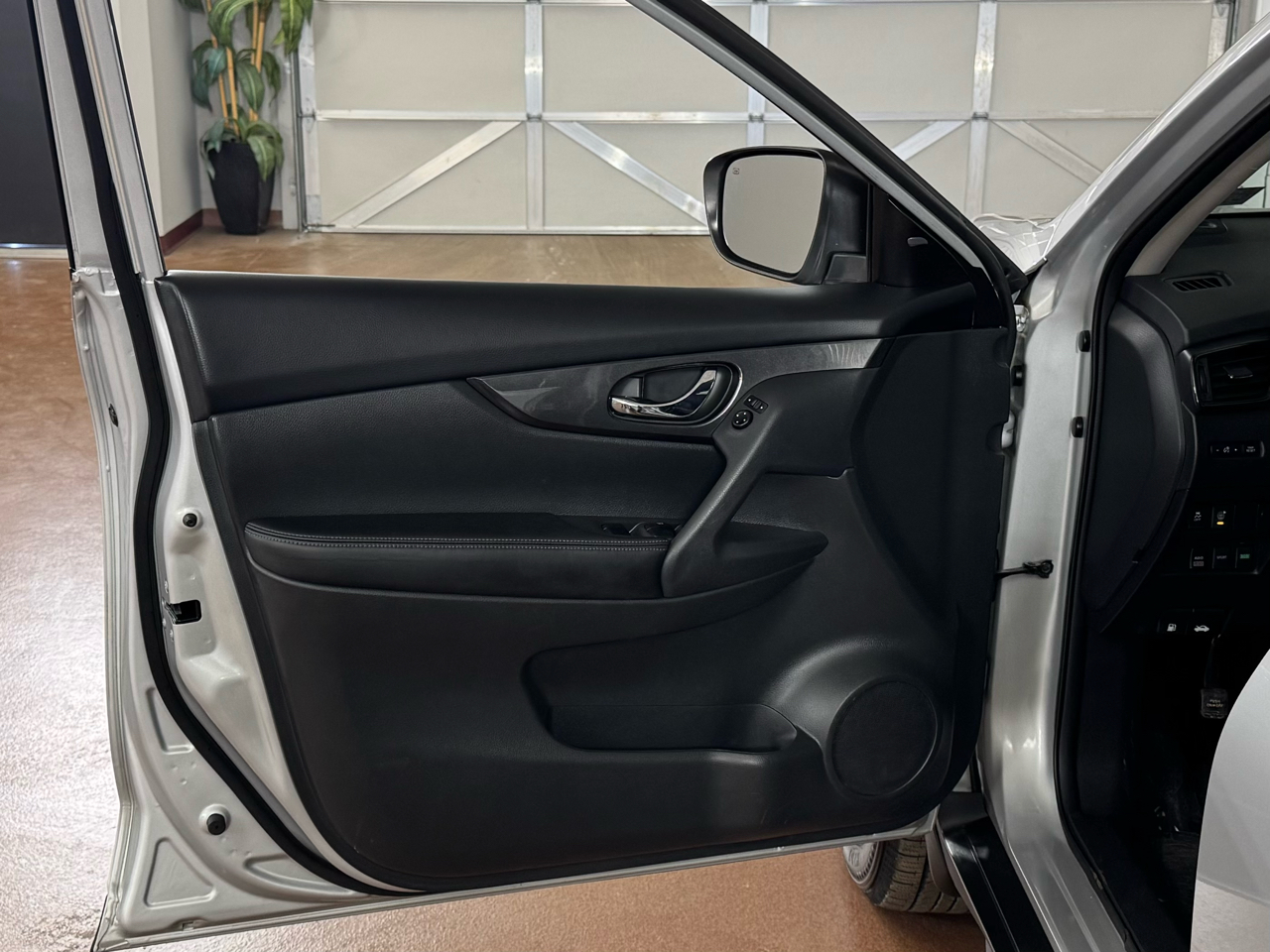 Nissan Rogue SV AWD 2017