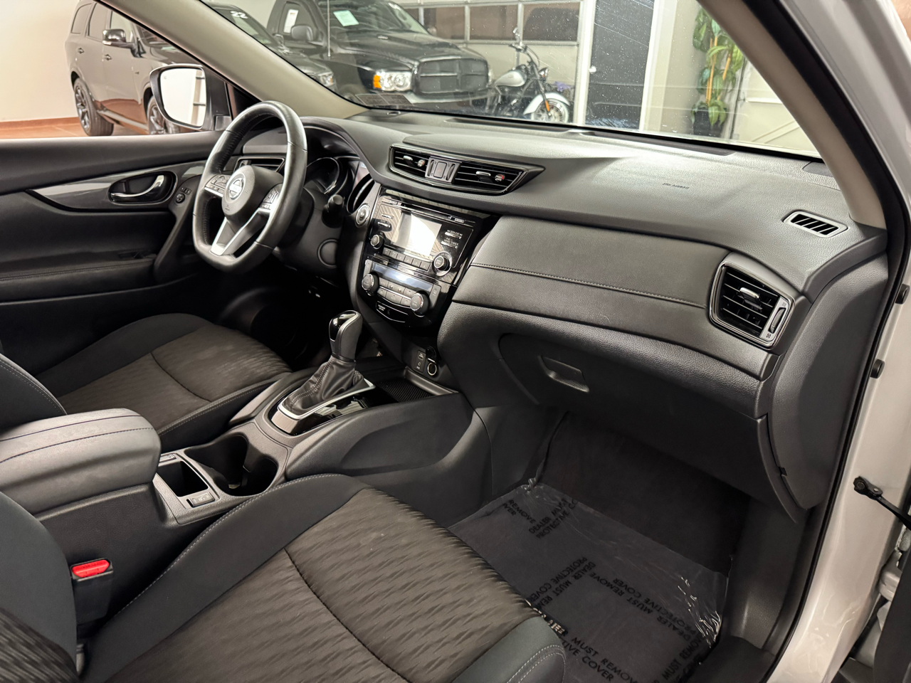 Nissan Rogue SV AWD 2017