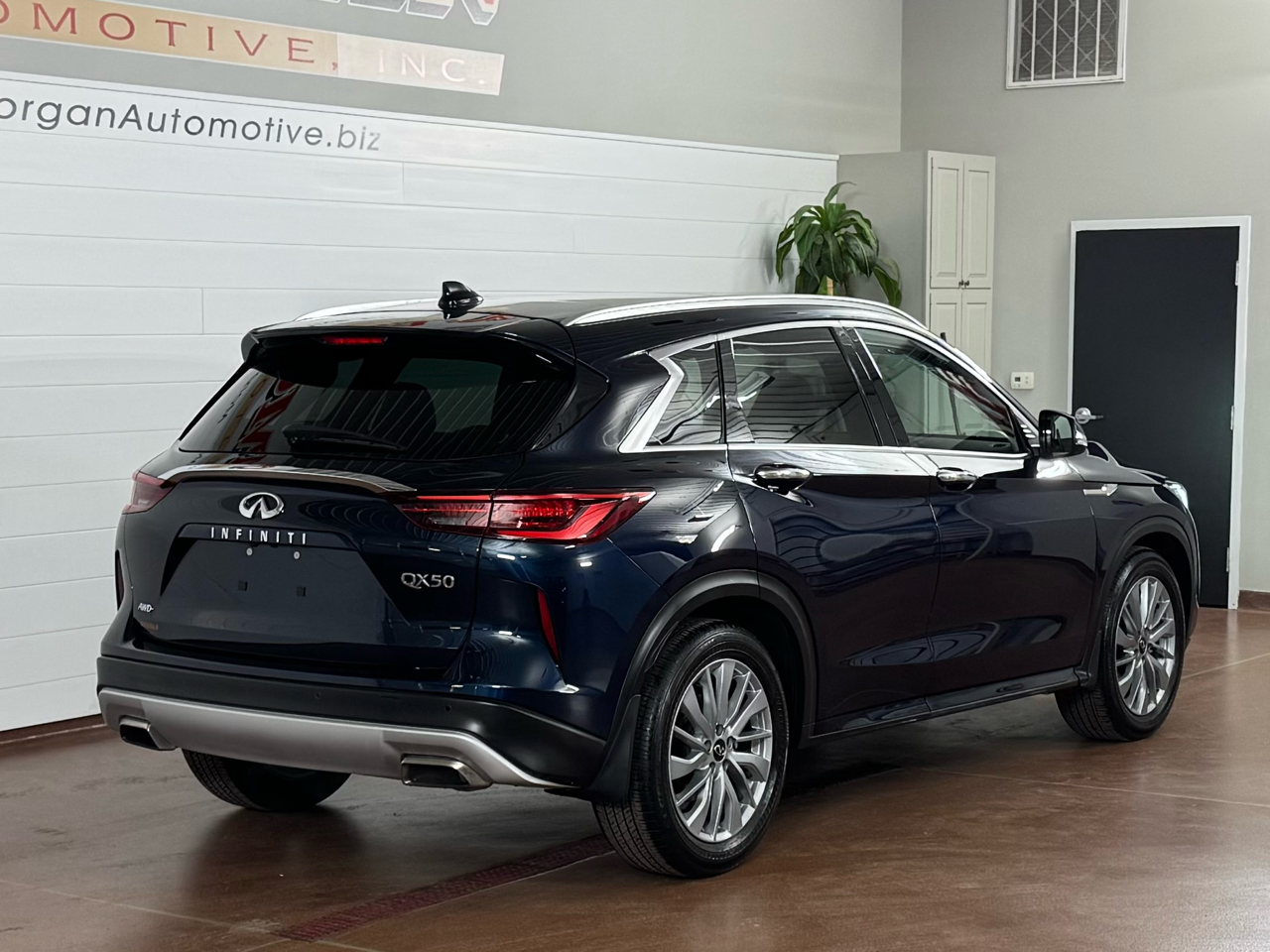 Infiniti QX50 LUXE AWD 2024