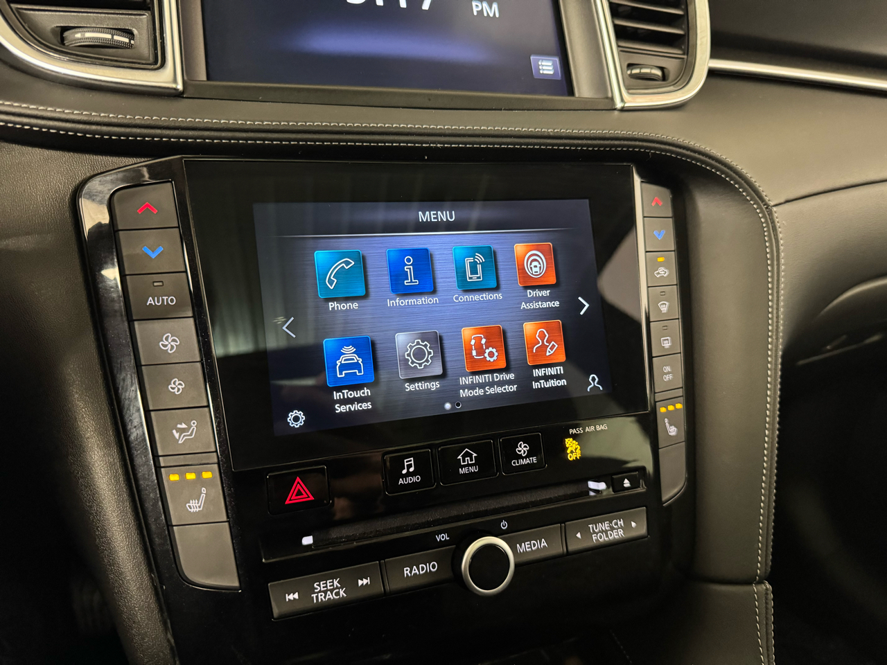 Infiniti QX50 LUXE AWD 2024