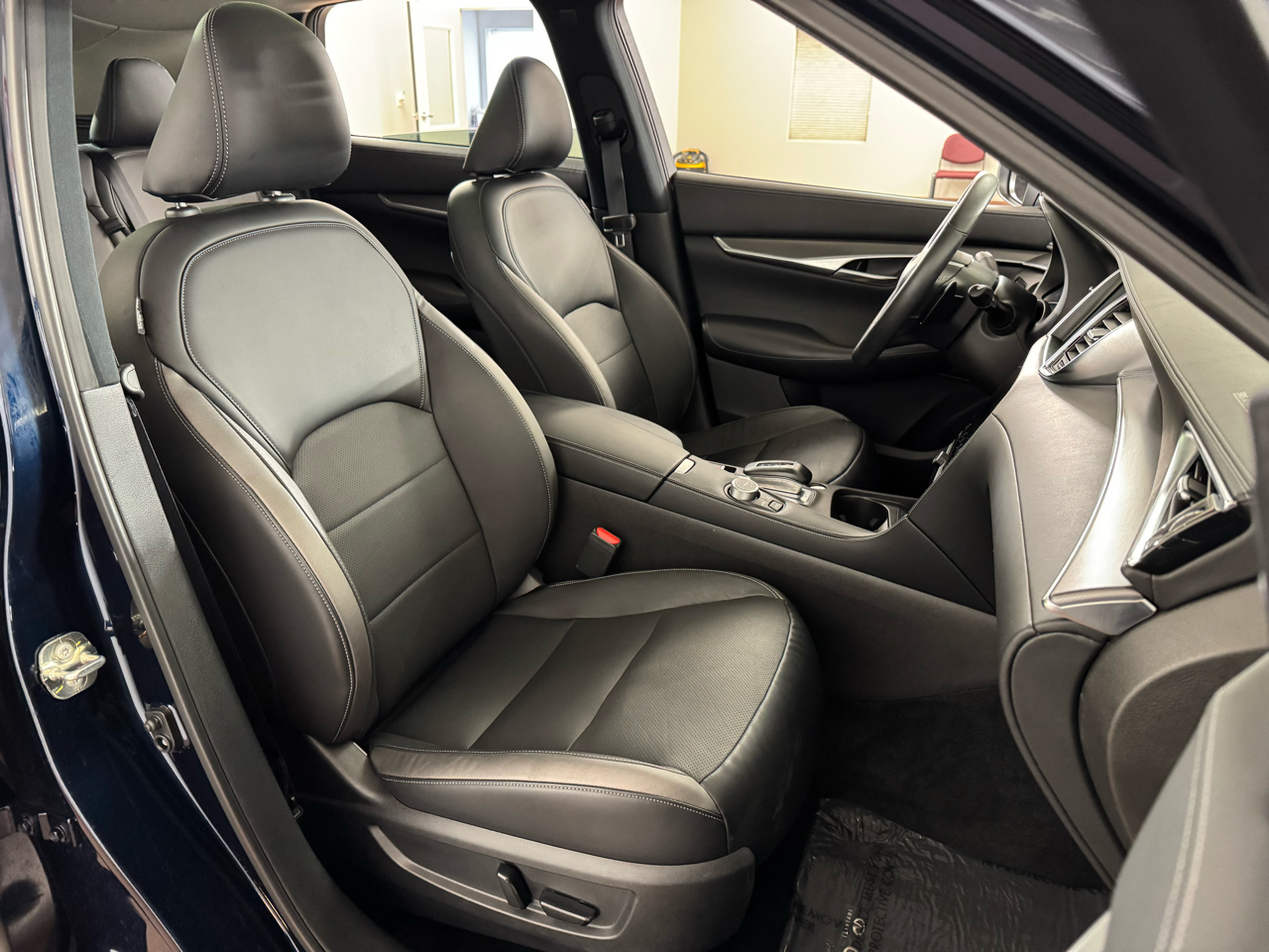 Infiniti QX50 LUXE AWD 2024