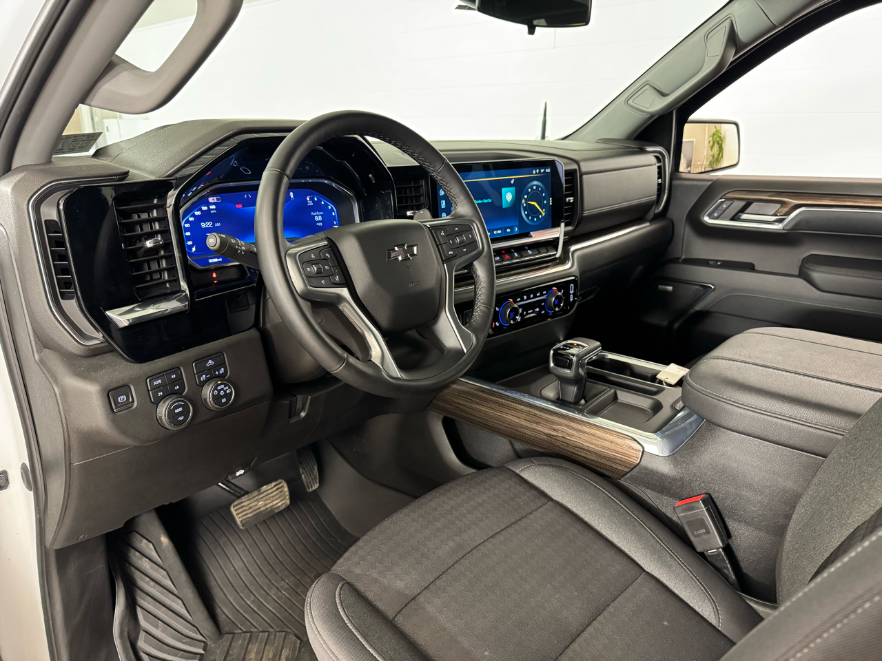 Chevrolet Silverado 1500 RST Crew Cab 4WD 2024