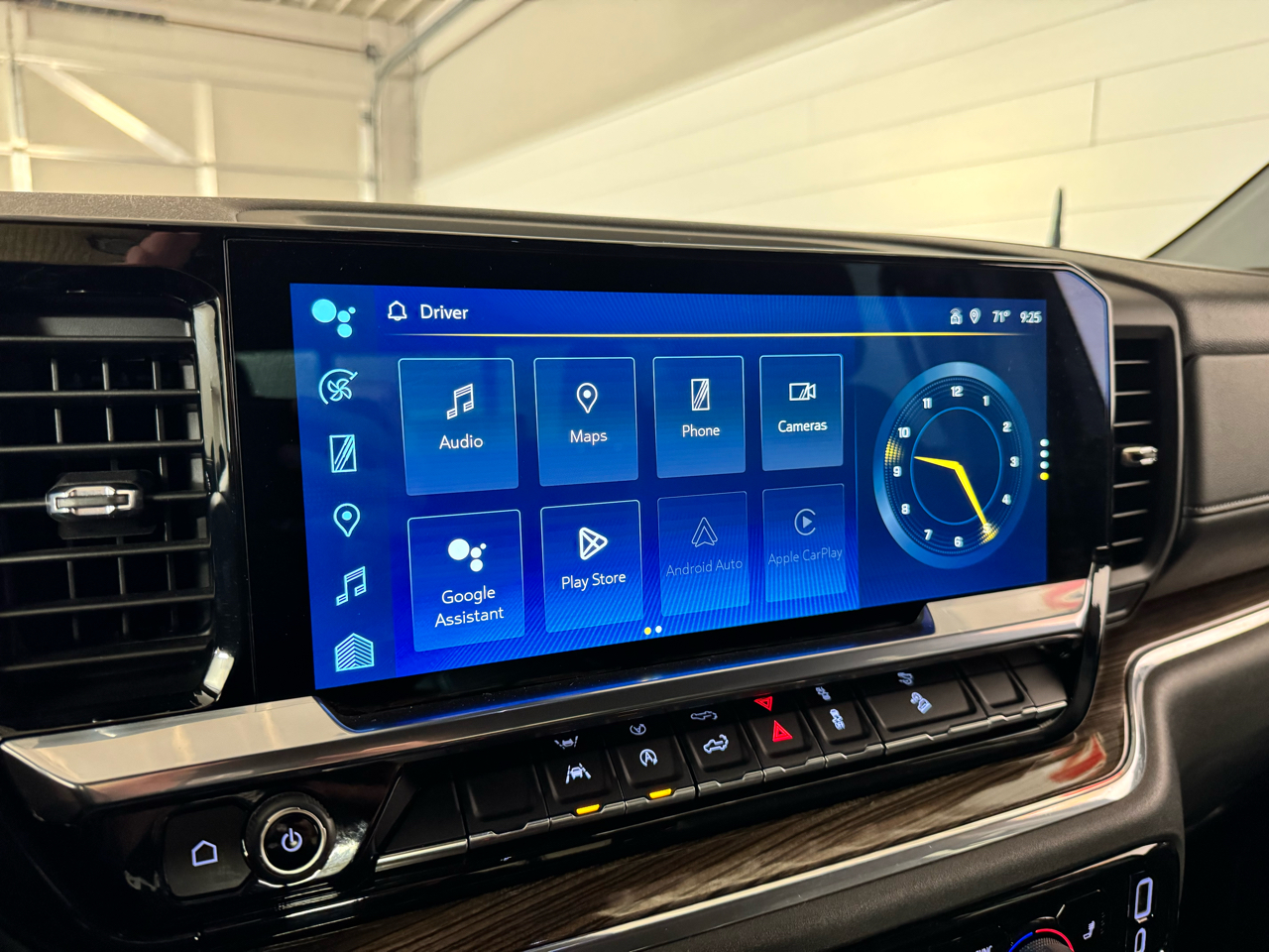 Chevrolet Silverado 1500 RST Crew Cab 4WD 2024