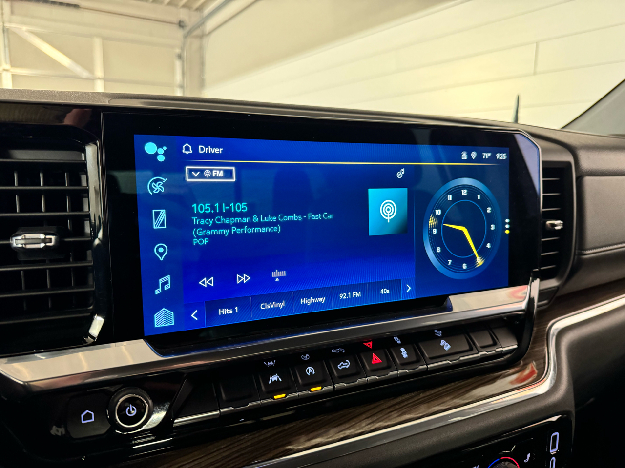 Chevrolet Silverado 1500 RST Crew Cab 4WD 2024