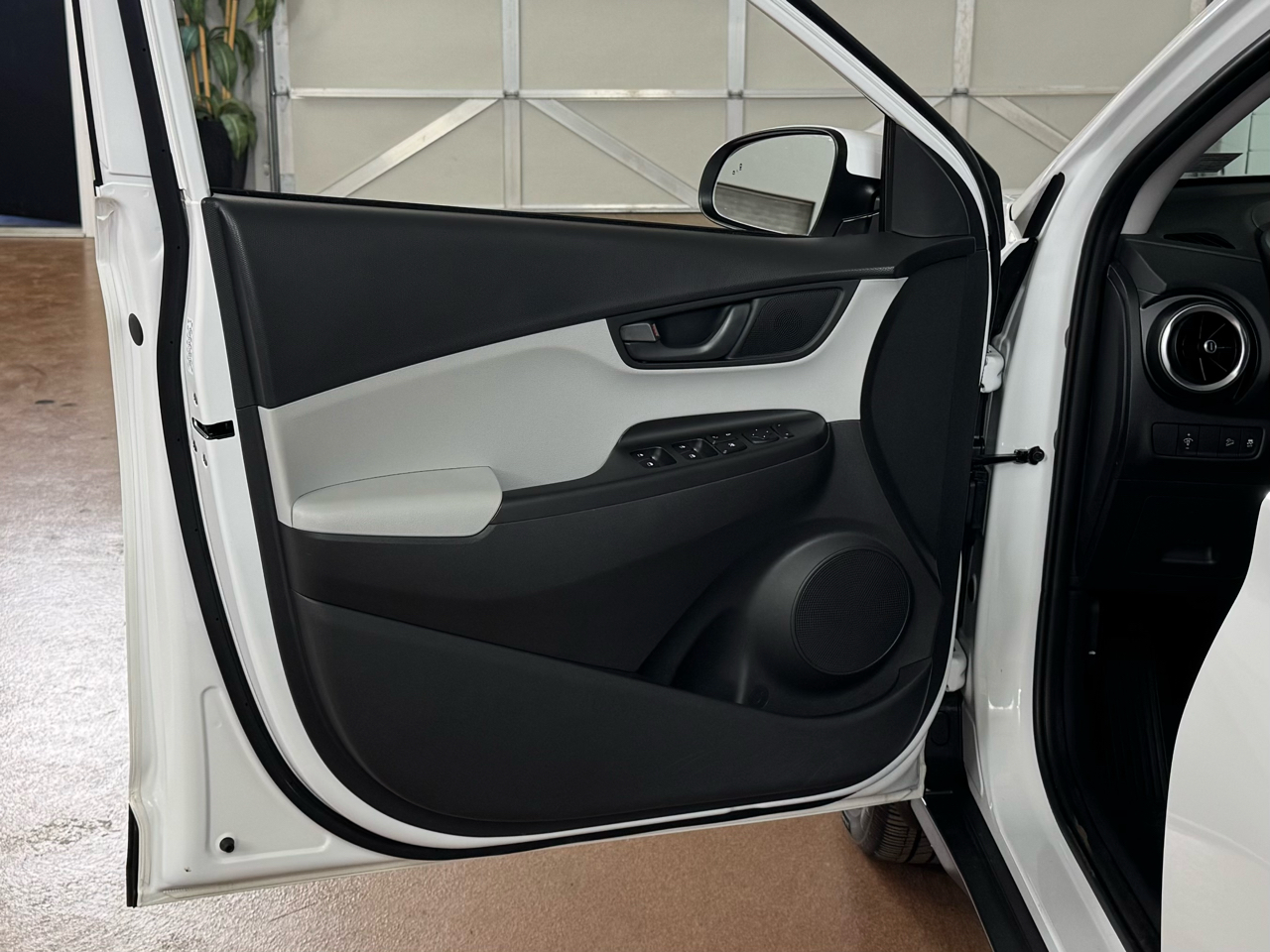 Hyundai Kona SEL AWD 2023