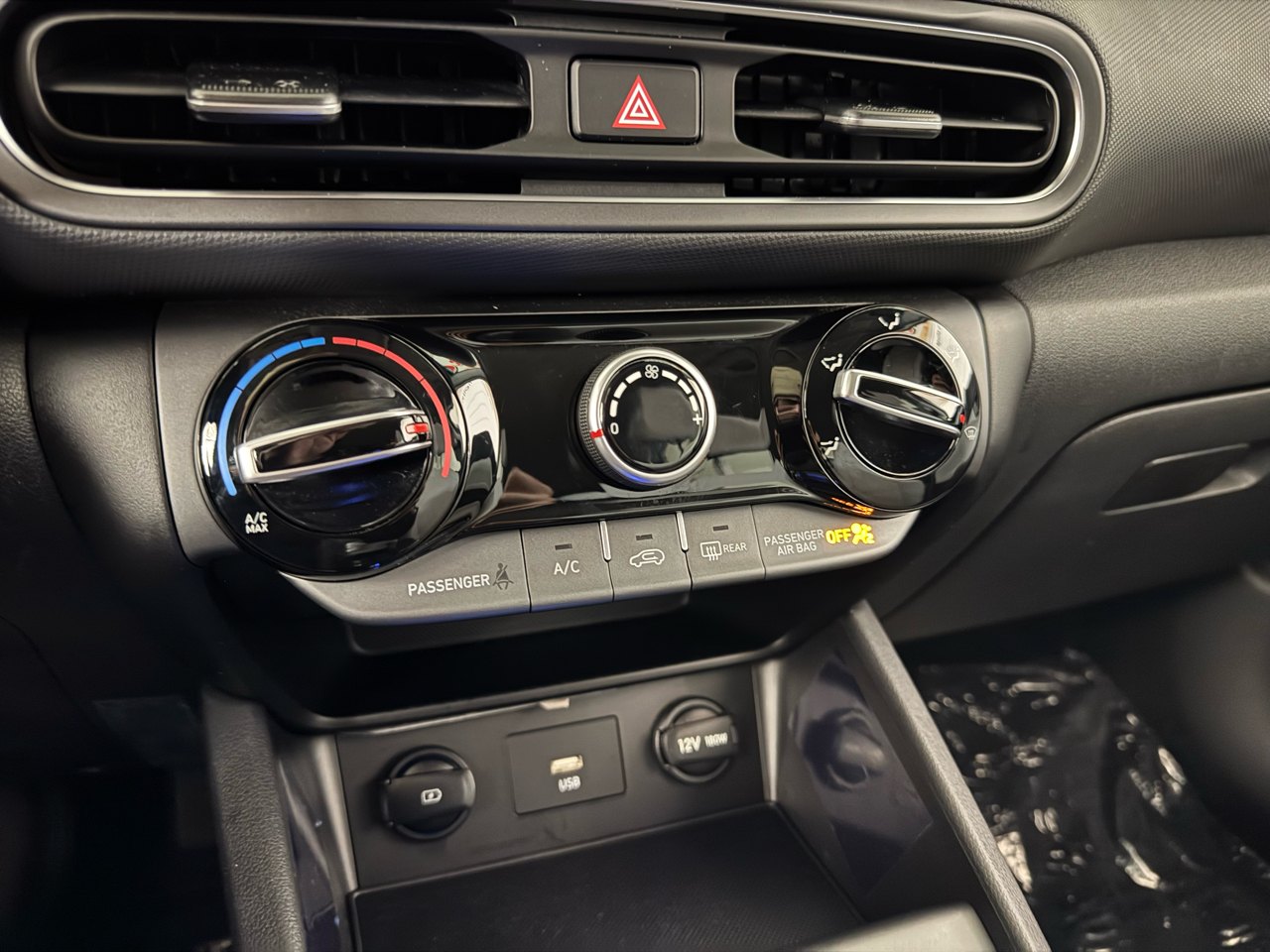 Hyundai Kona SEL AWD 2023