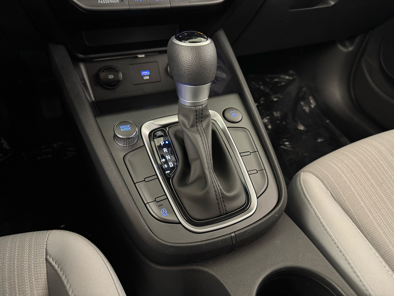 Hyundai Kona SEL AWD 2023