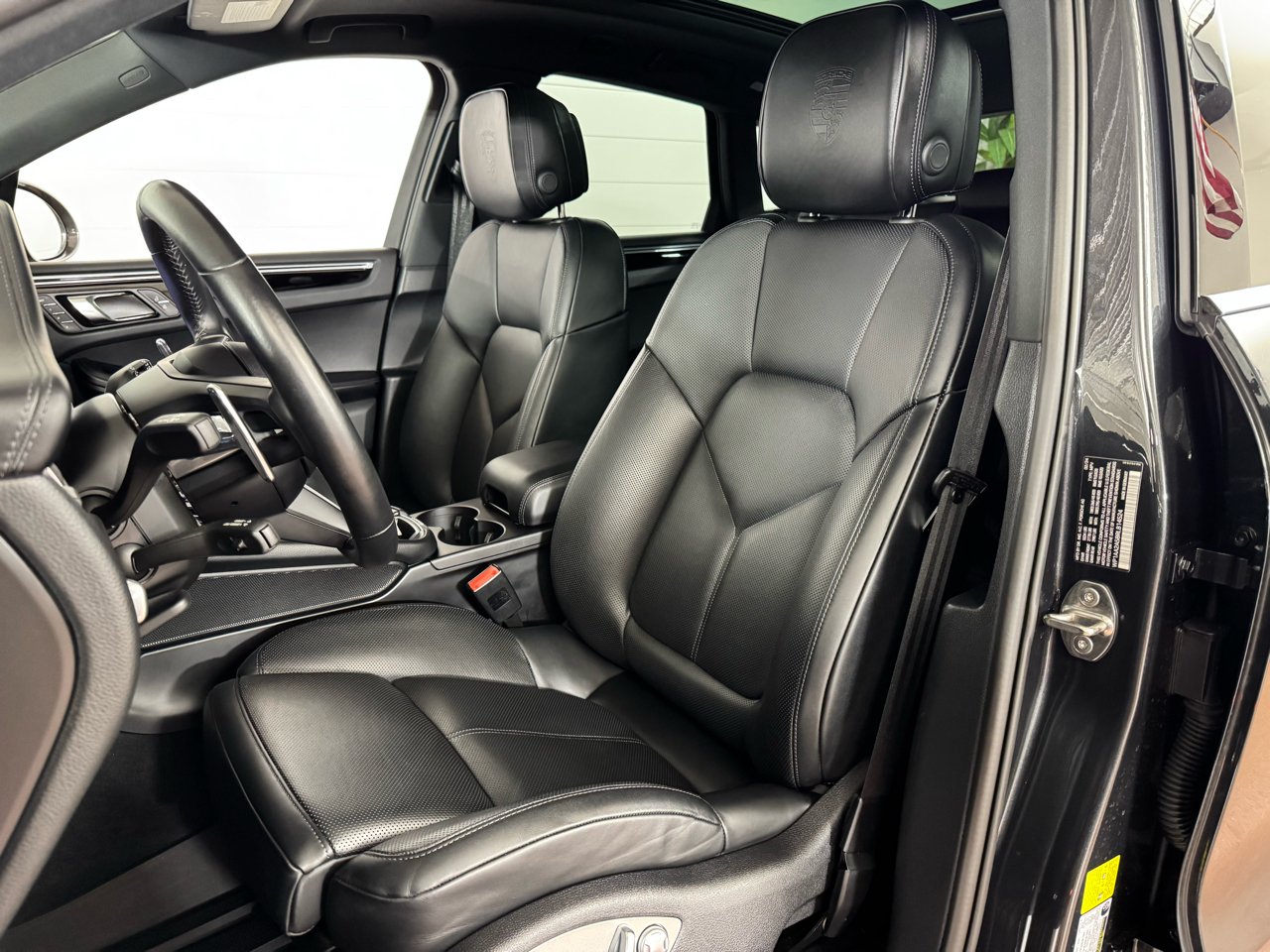 Porsche Macan T AWD 2024