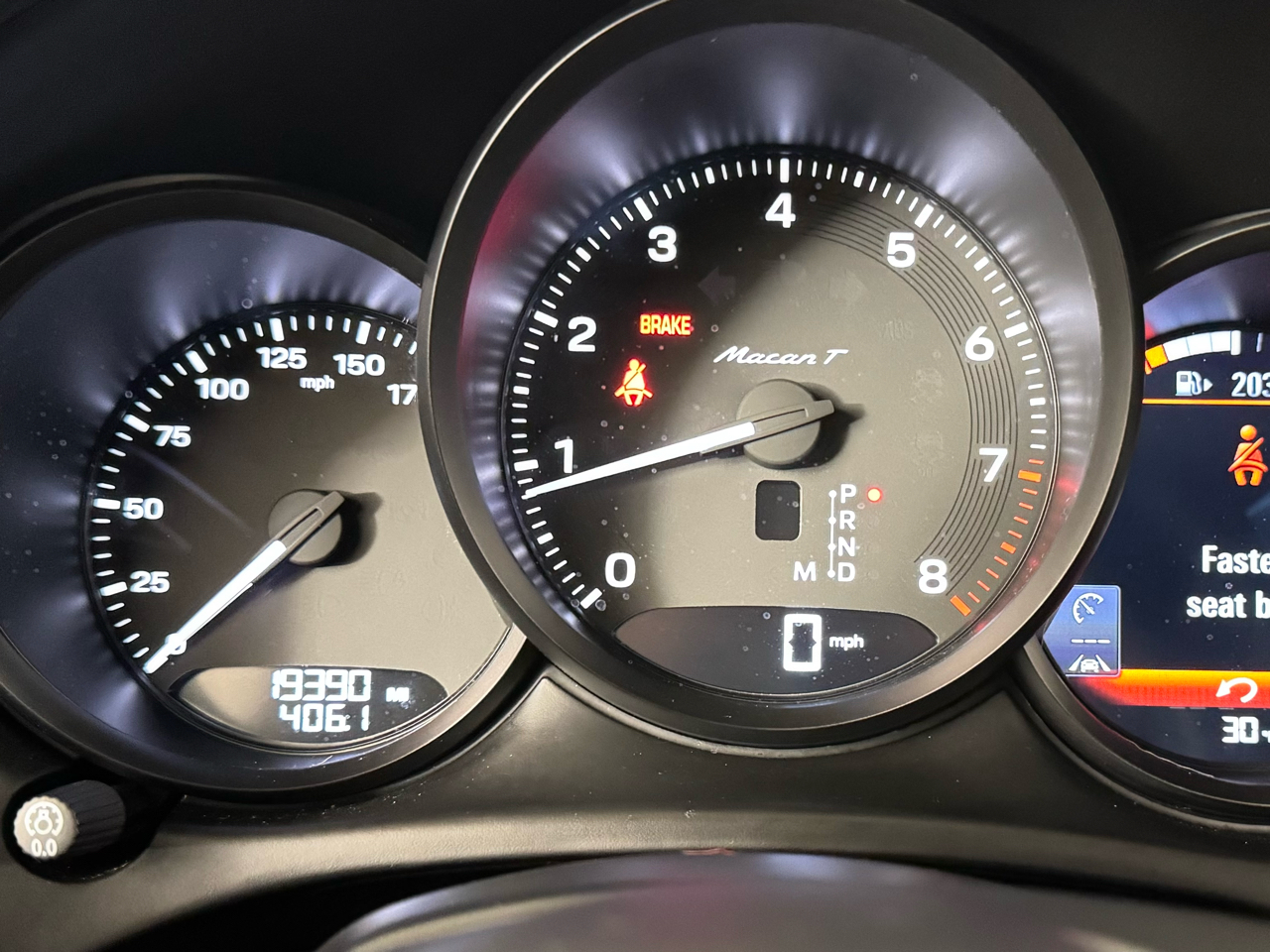 Porsche Macan T AWD 2024