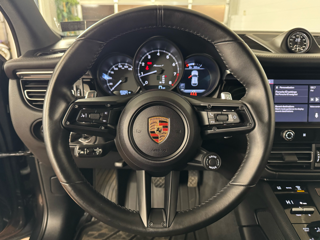 Porsche Macan T AWD 2024