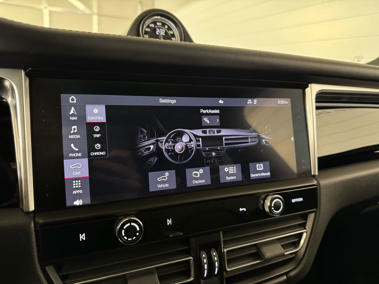 Porsche Macan T AWD 2024