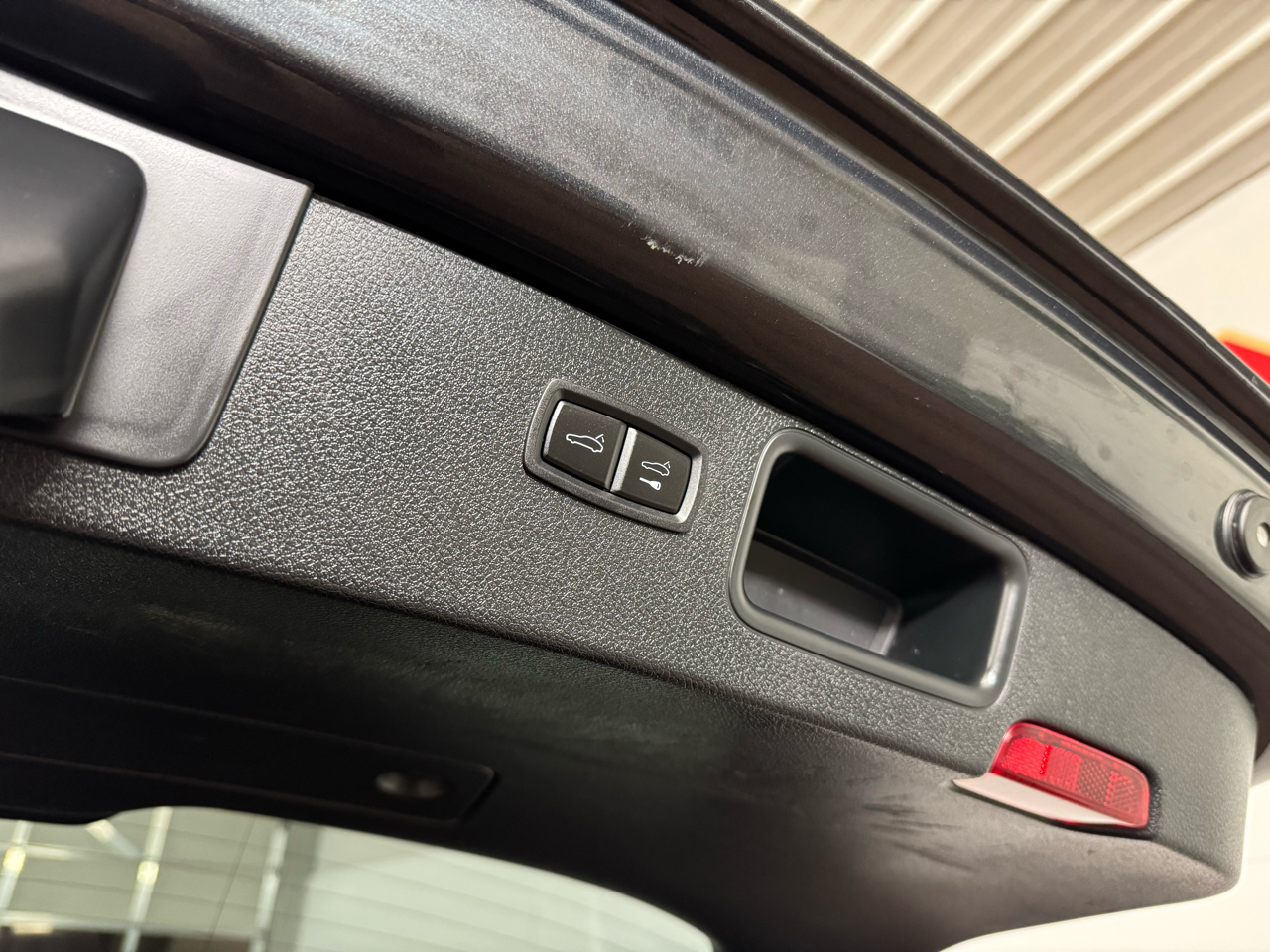 Porsche Macan T AWD 2024