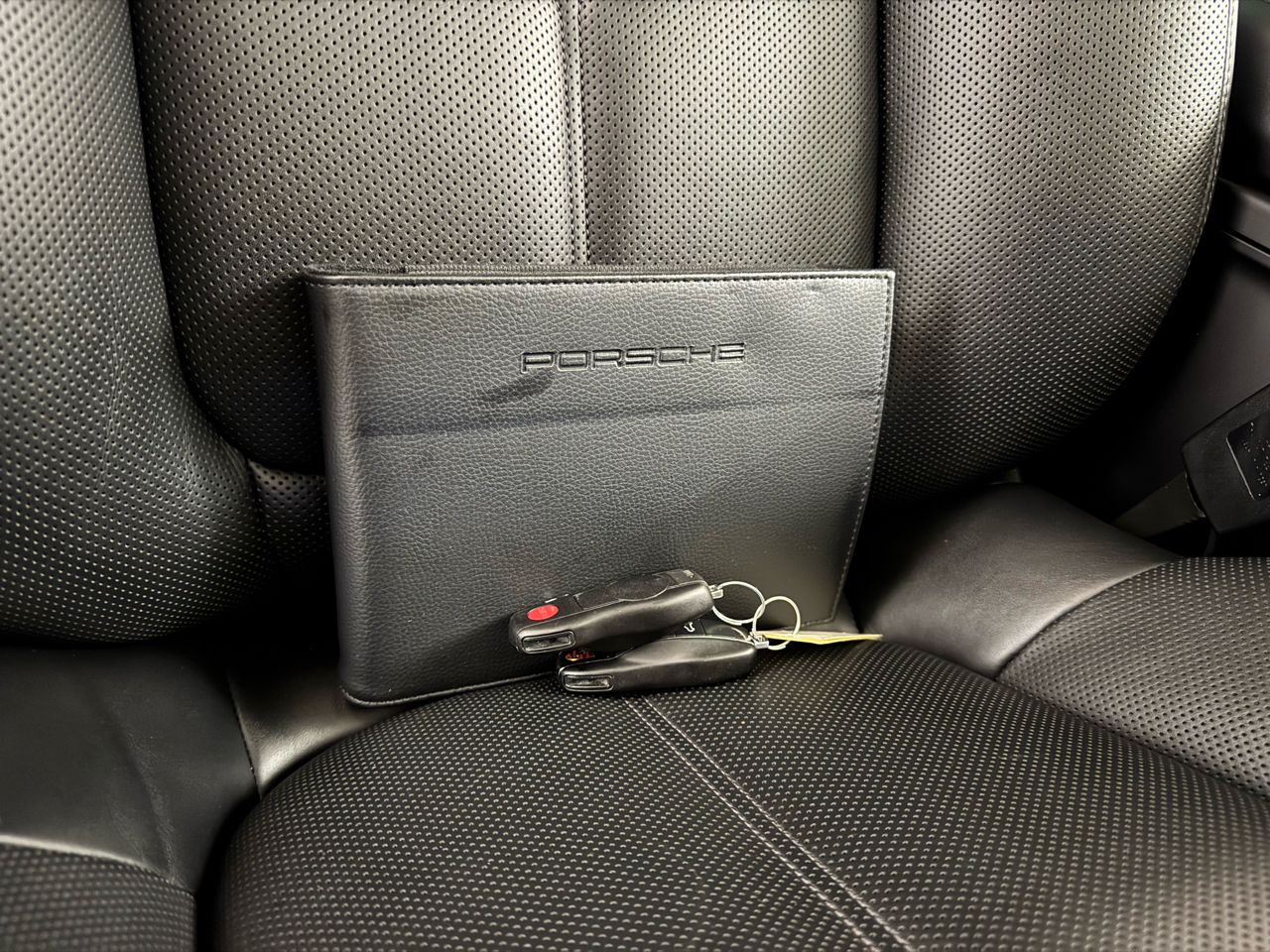 Porsche Macan T AWD 2024