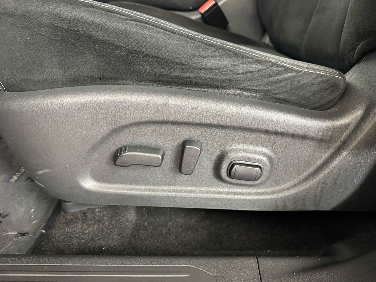 Nissan Murano SV AWD 2017