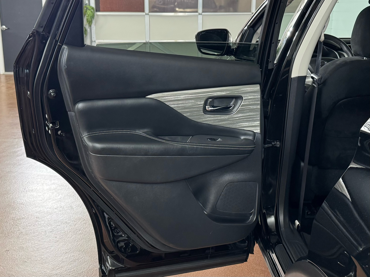 Nissan Murano SV AWD 2017