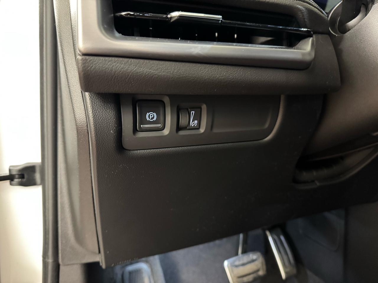 Cadillac XT4 Sport AWD 2025