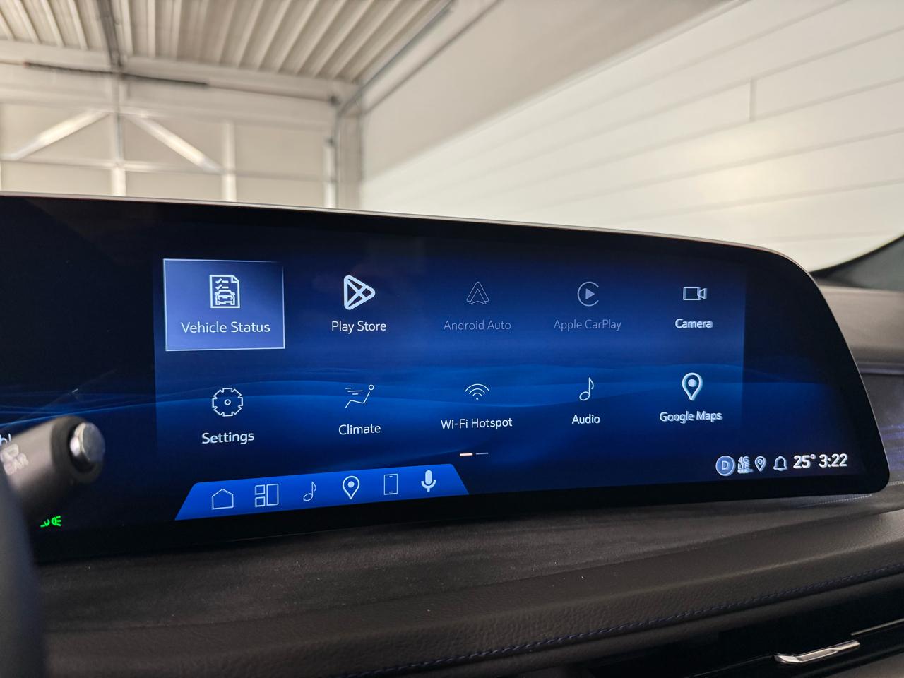 Cadillac XT4 Sport AWD 2025