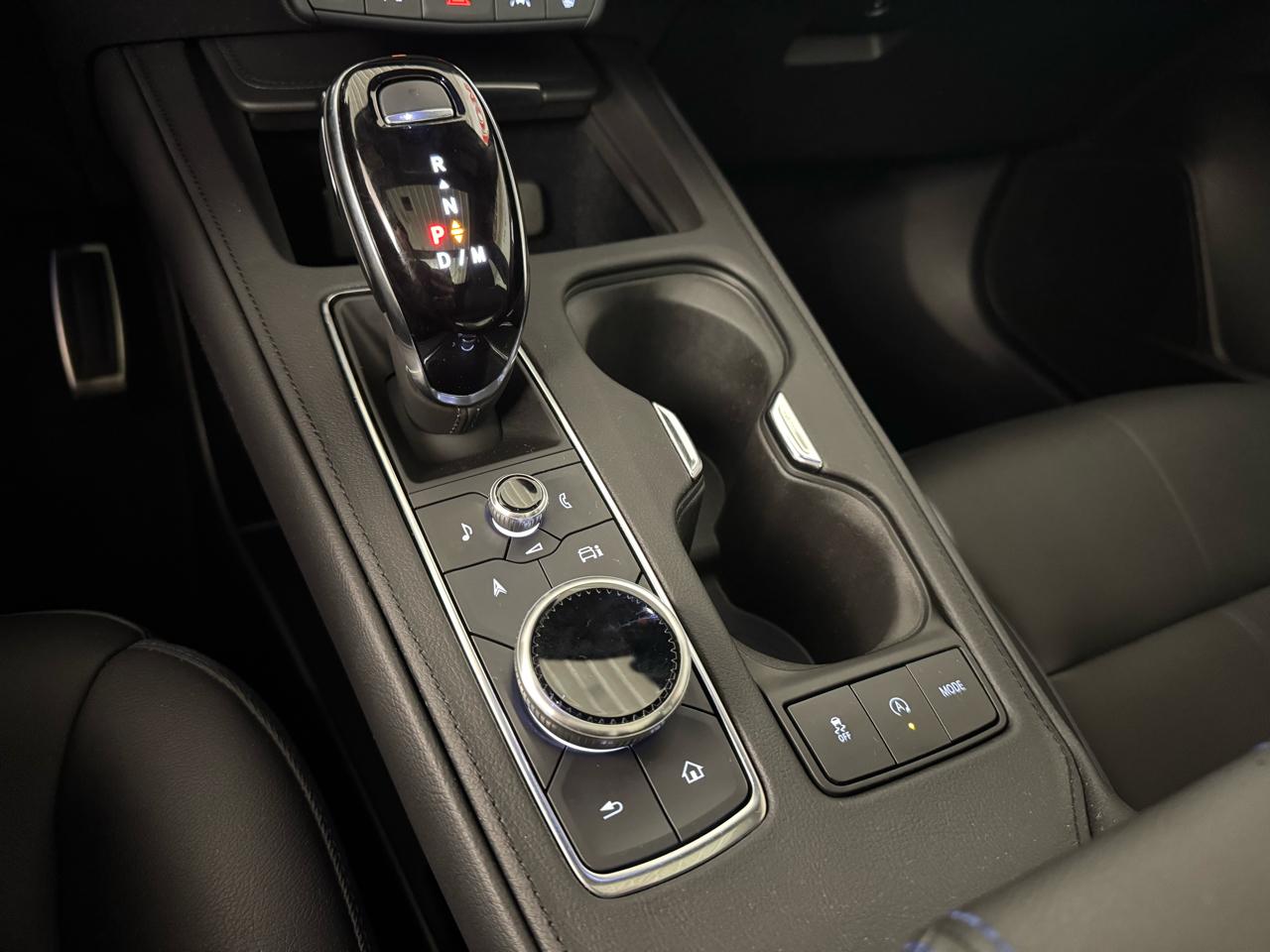 Cadillac XT4 Sport AWD 2025