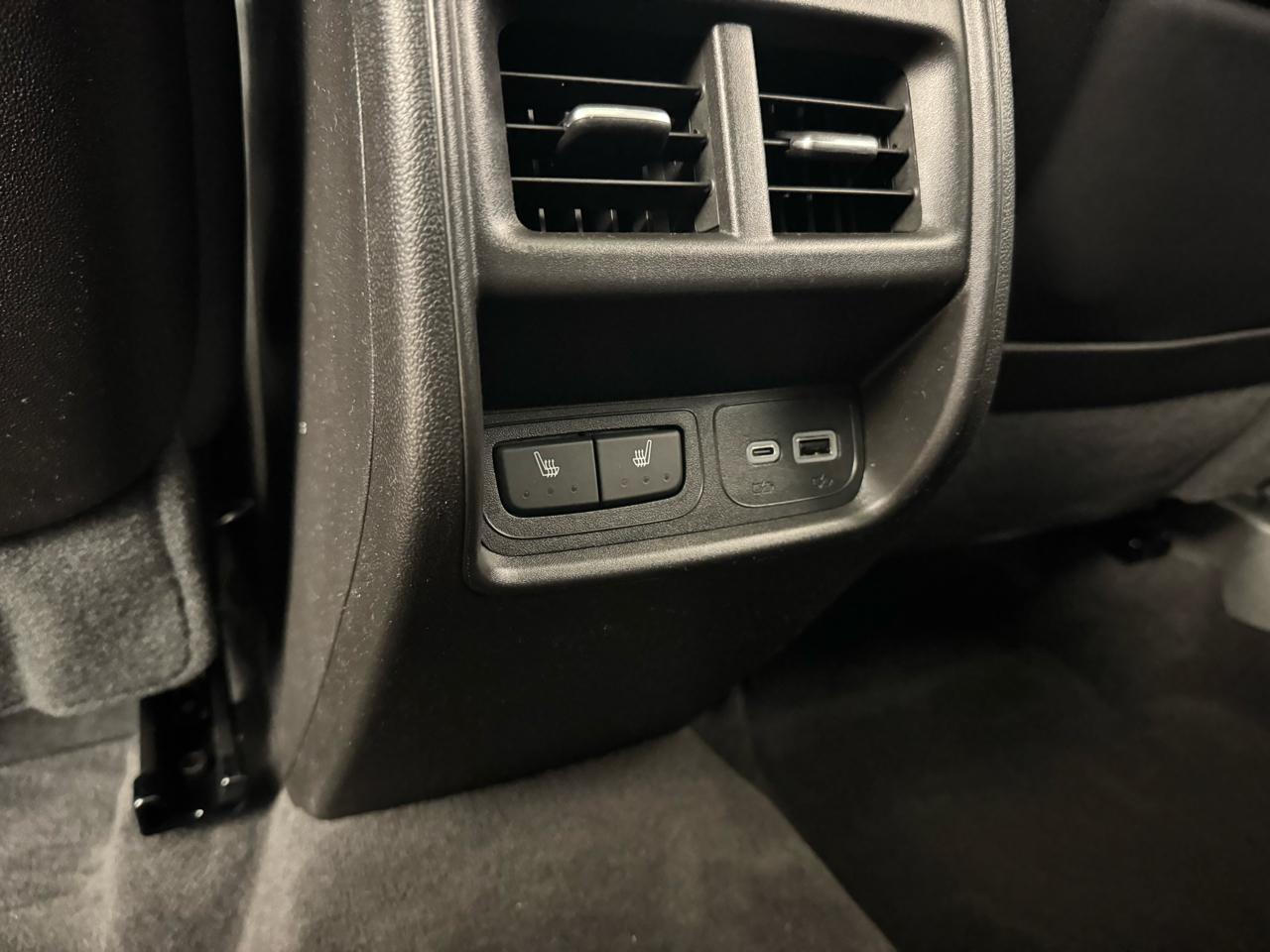 Cadillac XT4 Sport AWD 2025