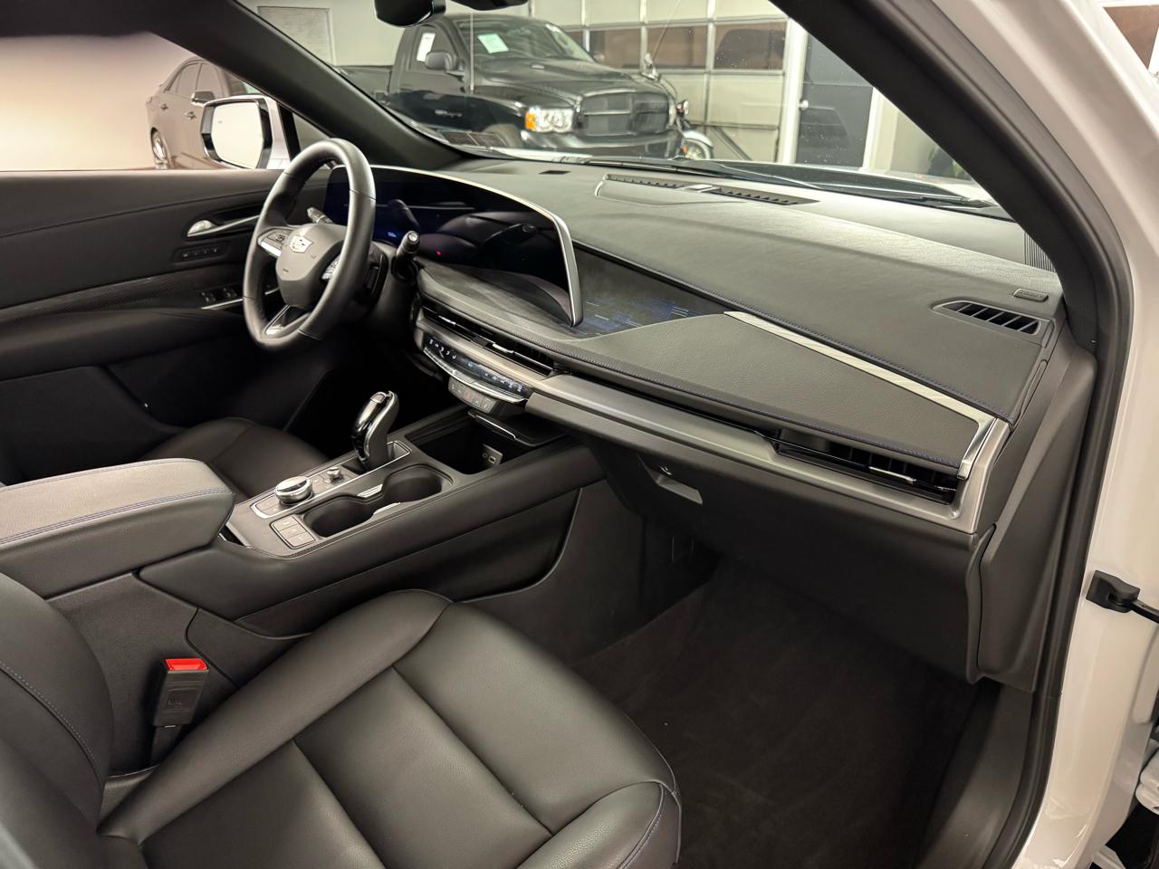 Cadillac XT4 Sport AWD 2025