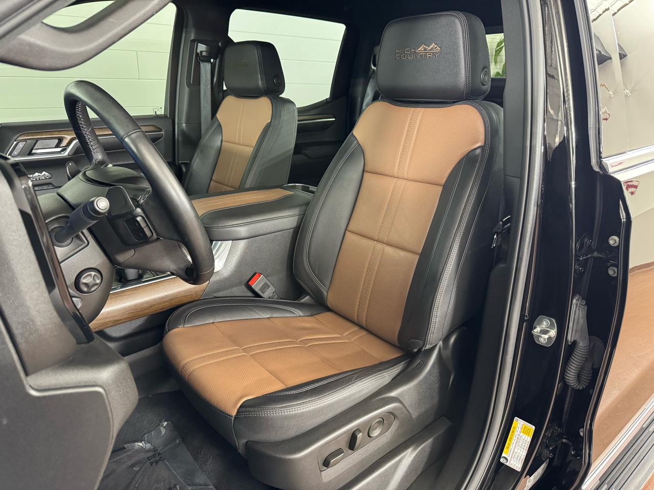 Chevrolet Silverado 1500 High Country Crew Cab 4WD 2024