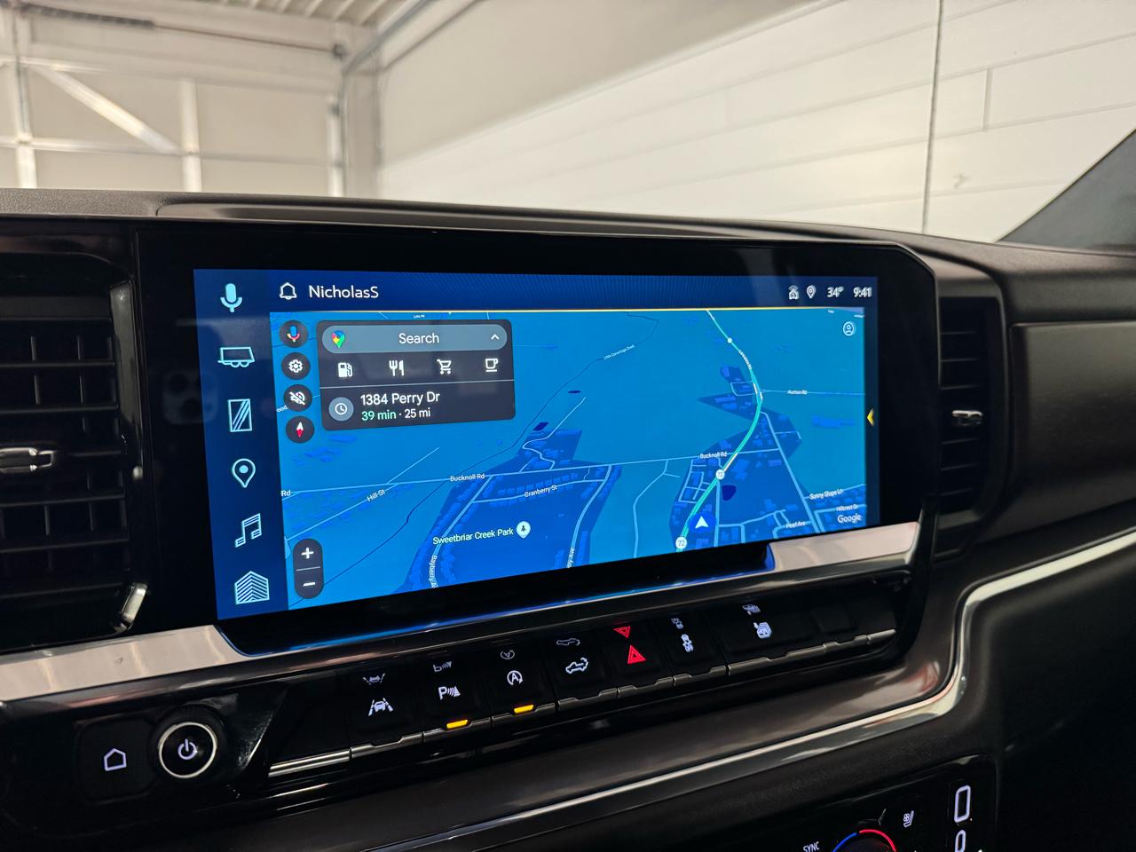 Chevrolet Silverado 1500 High Country Crew Cab 4WD 2024