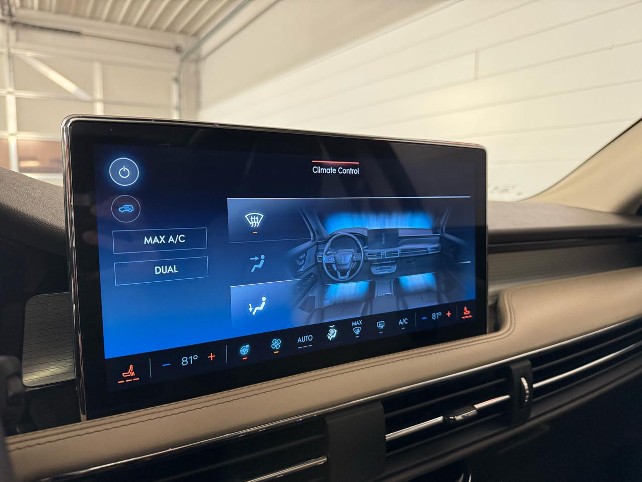 Lincoln Corsair  2024