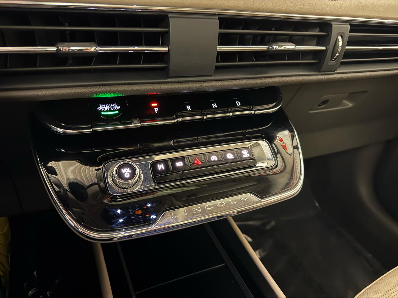 Lincoln Corsair  2024