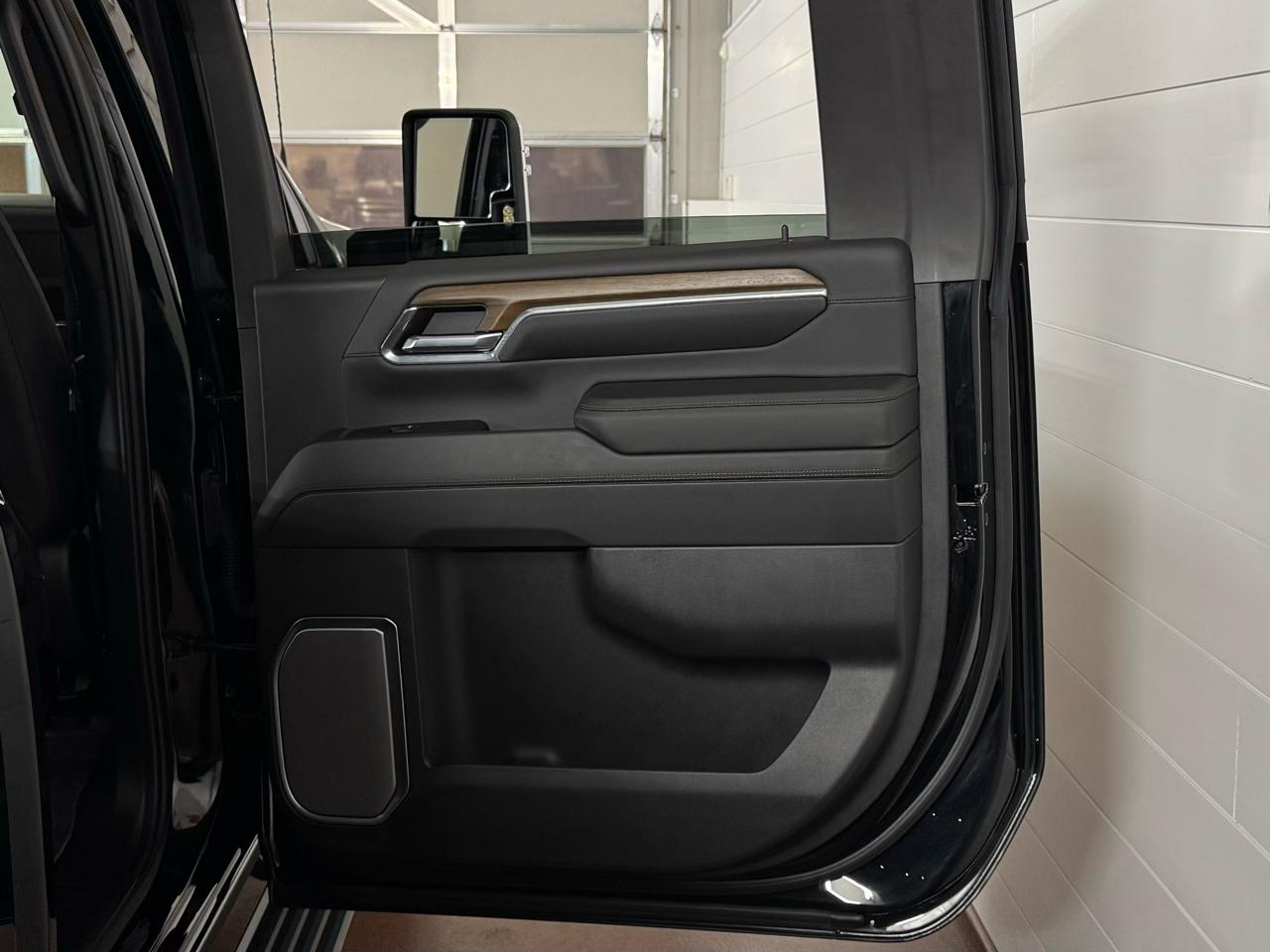 Chevrolet Silverado 2500HD  2024