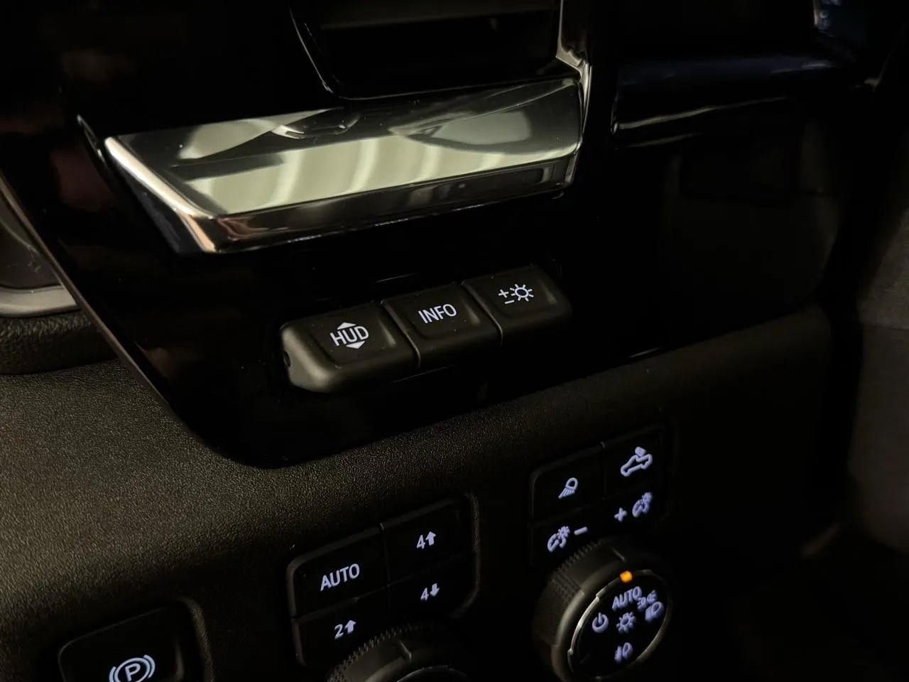 Chevrolet Silverado 2500HD  2024