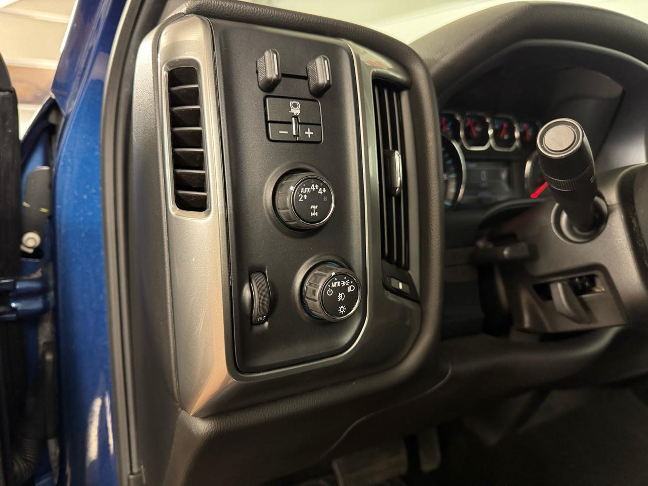 Chevrolet Silverado 1500  2018