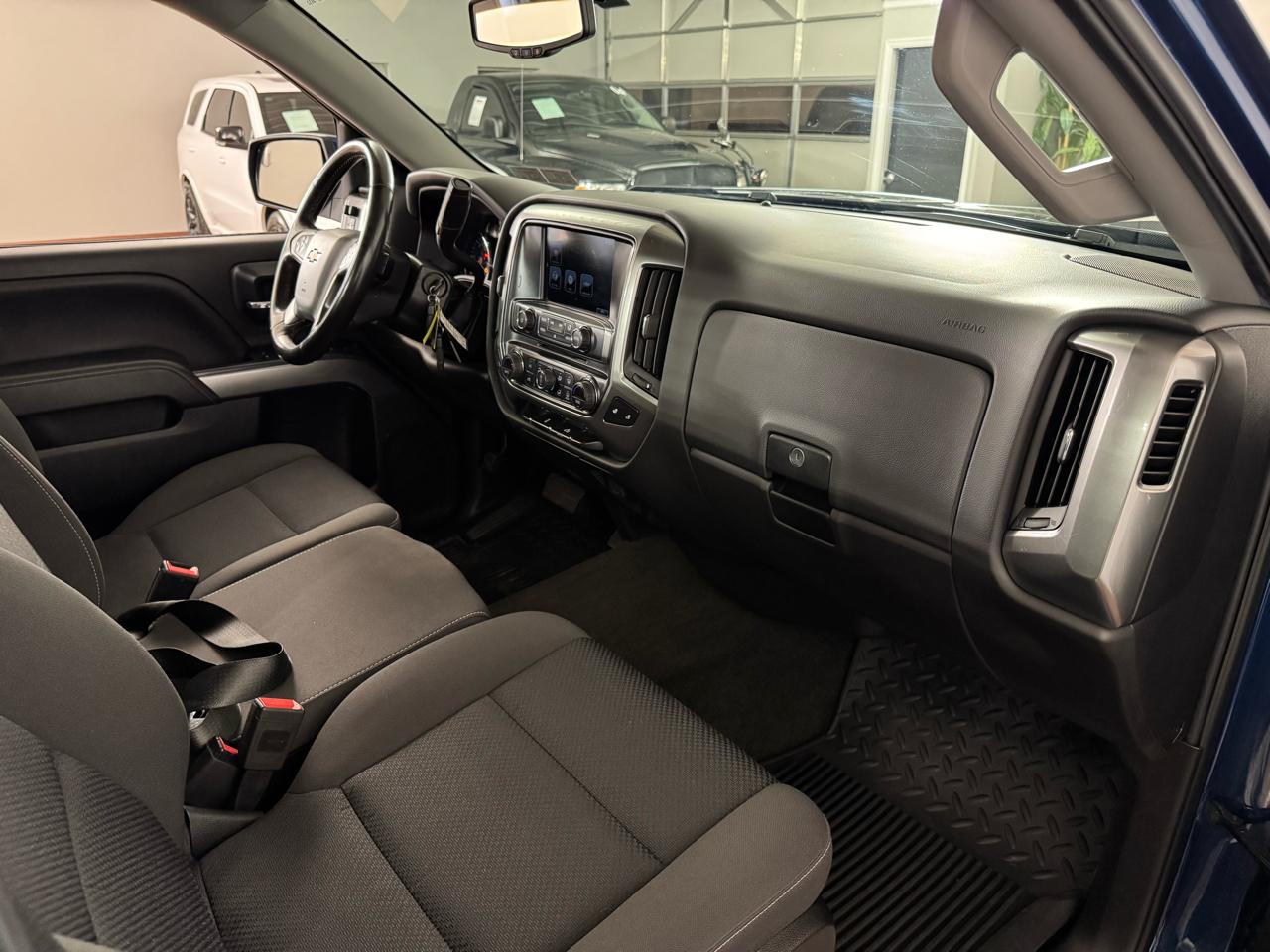 Chevrolet Silverado 1500  2018