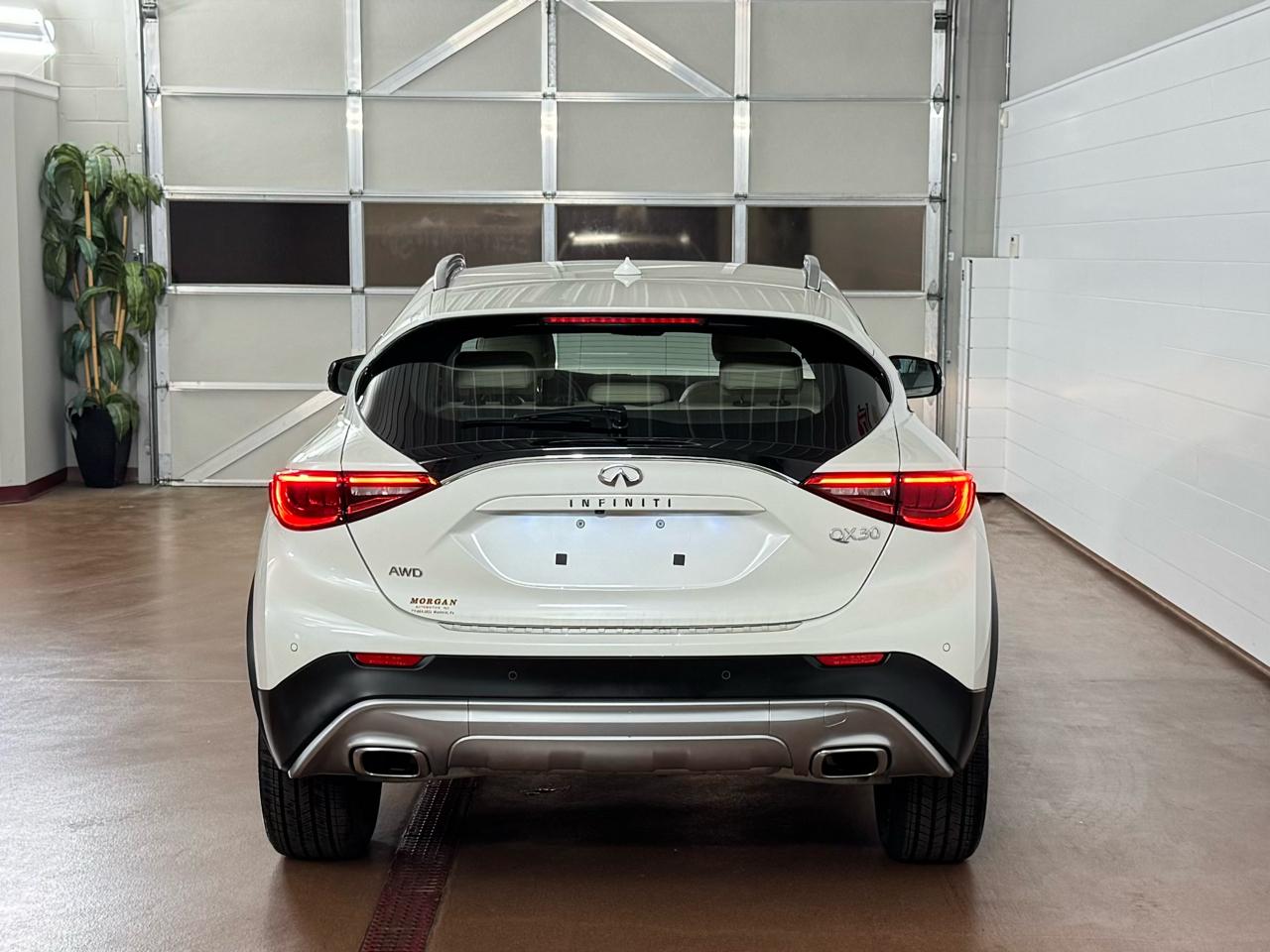 Infiniti QX30 Premium AWD 2018