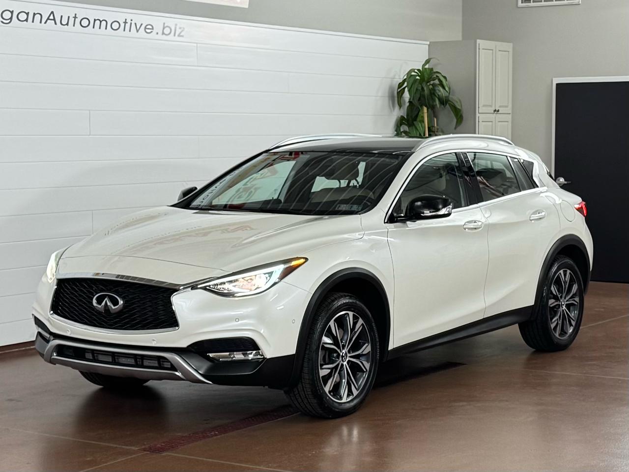 Infiniti QX30 Premium AWD 2018