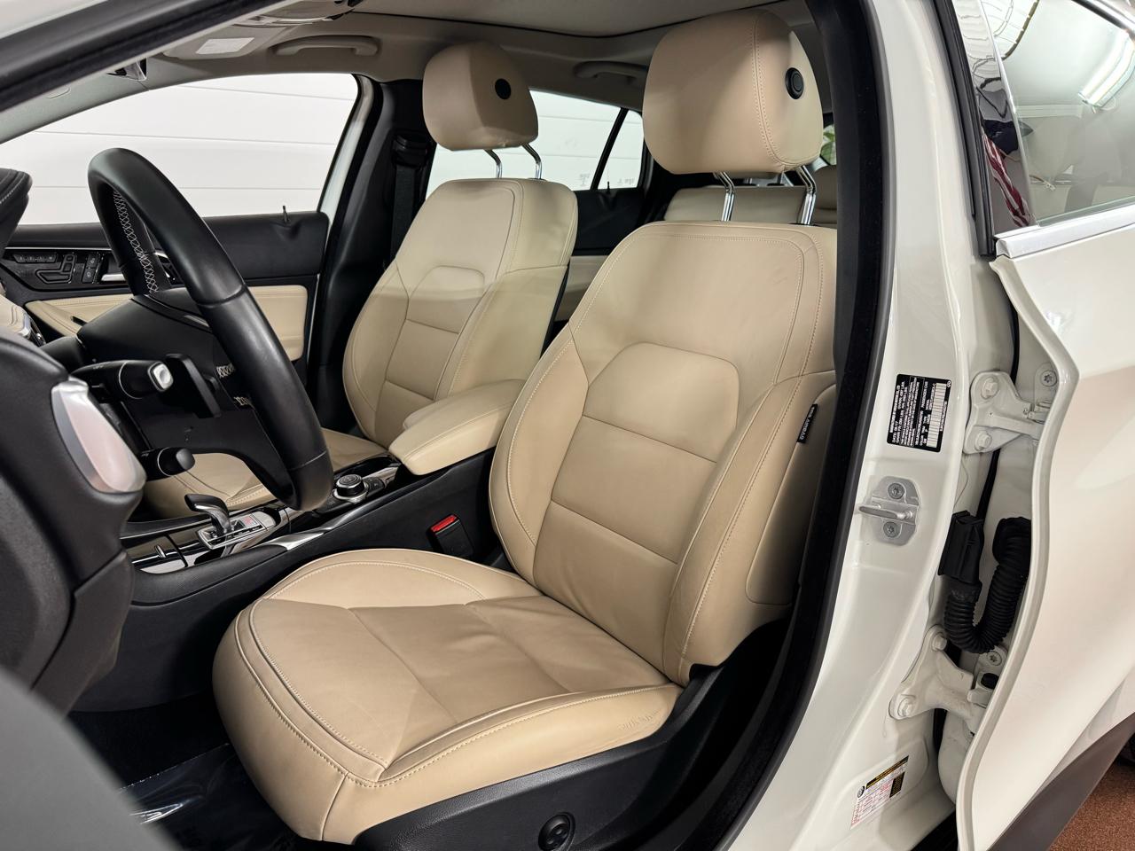 Infiniti QX30 Premium AWD 2018