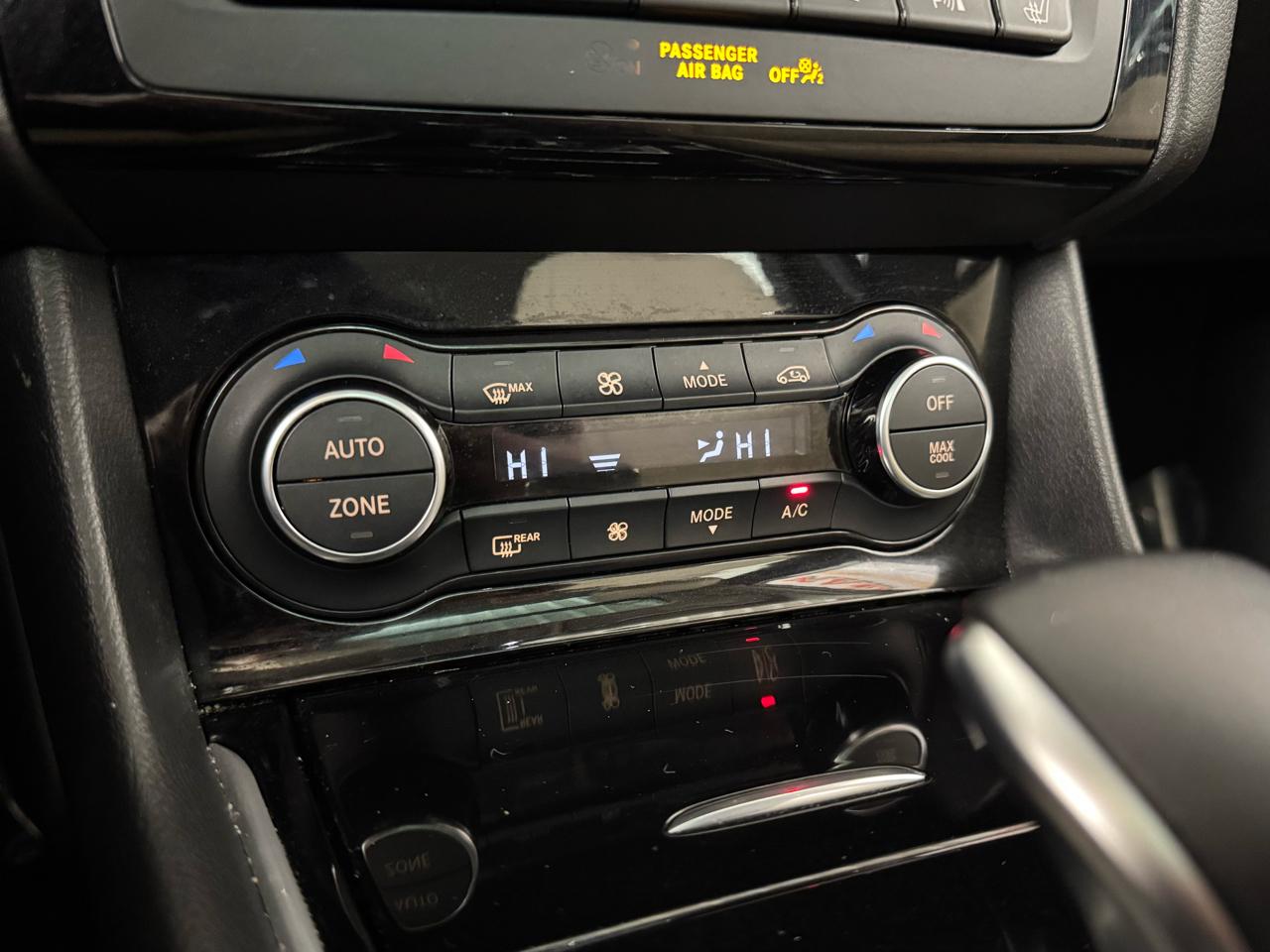 Infiniti QX30 Premium AWD 2018