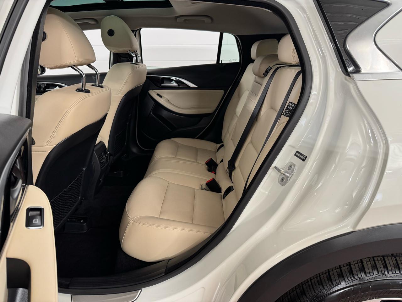 Infiniti QX30 Premium AWD 2018