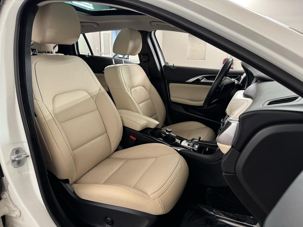 Infiniti QX30 Premium AWD 2018