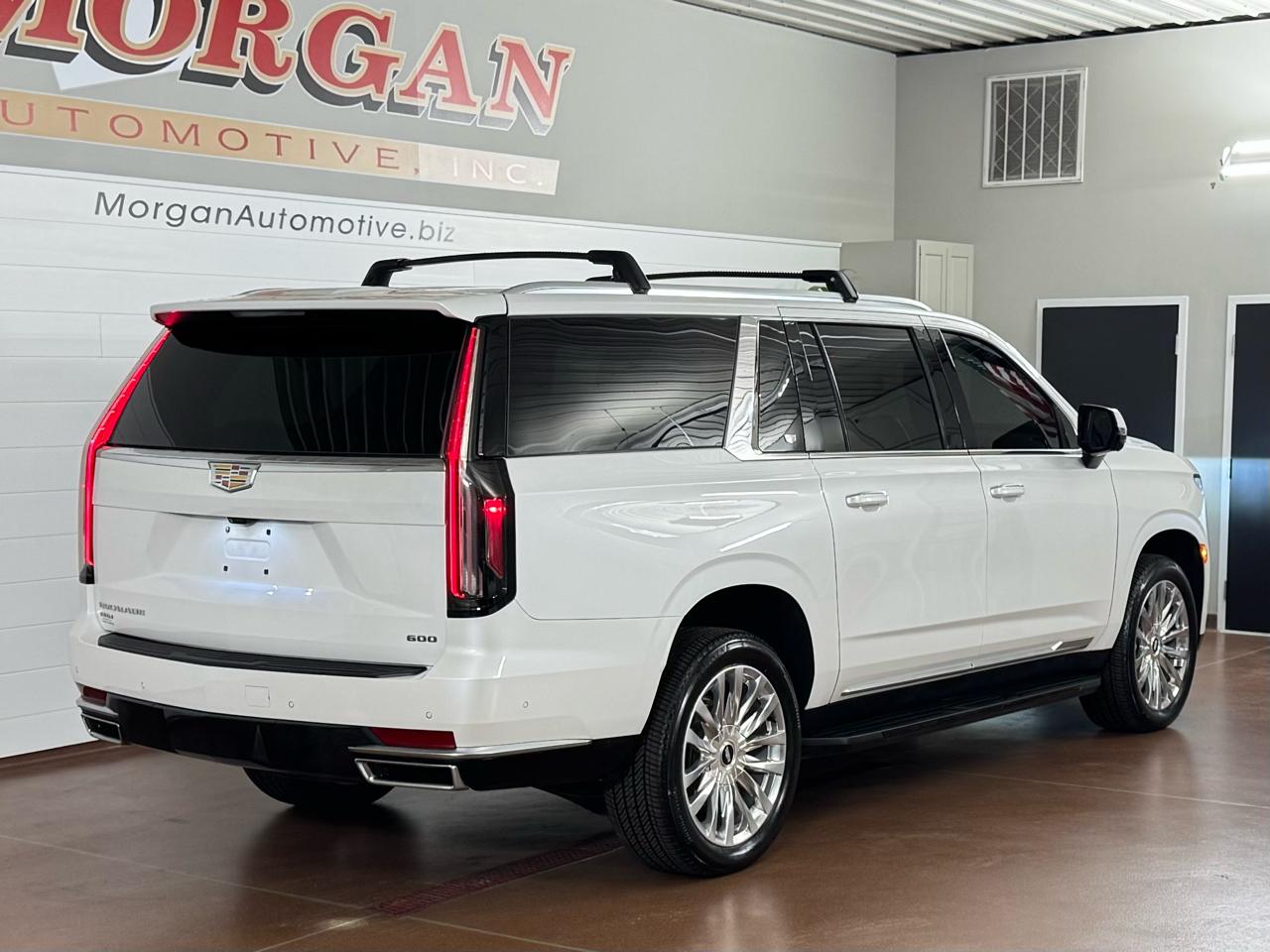 Cadillac Escalade ESV Premium Luxury 4WD 2022