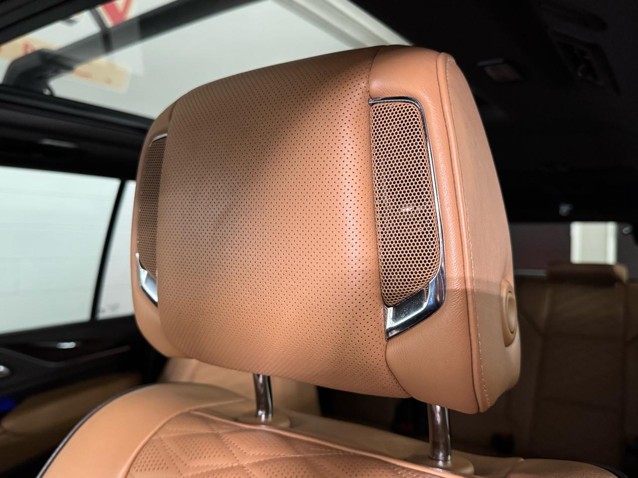 Cadillac Escalade ESV Premium Luxury 4WD 2022