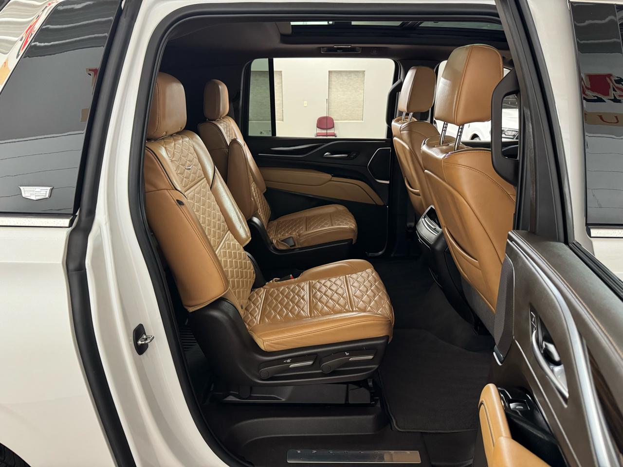 Cadillac Escalade ESV Premium Luxury 4WD 2022