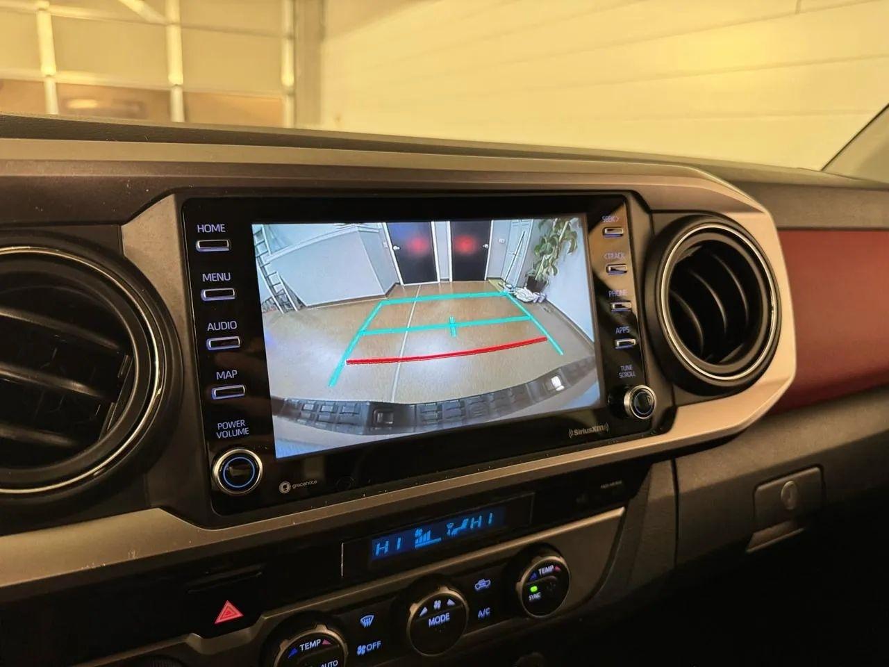 Toyota Tacoma  2022