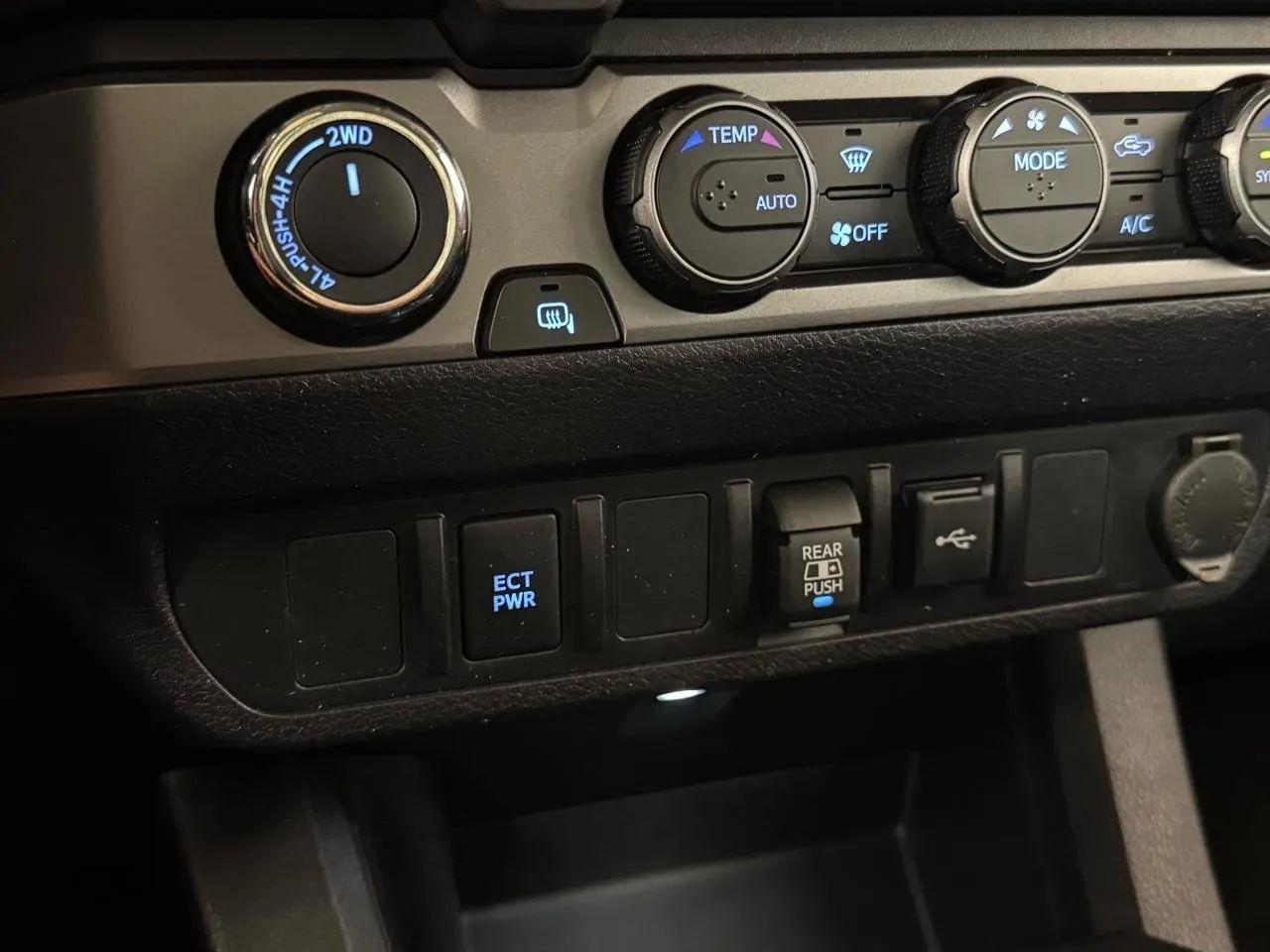 Toyota Tacoma  2022