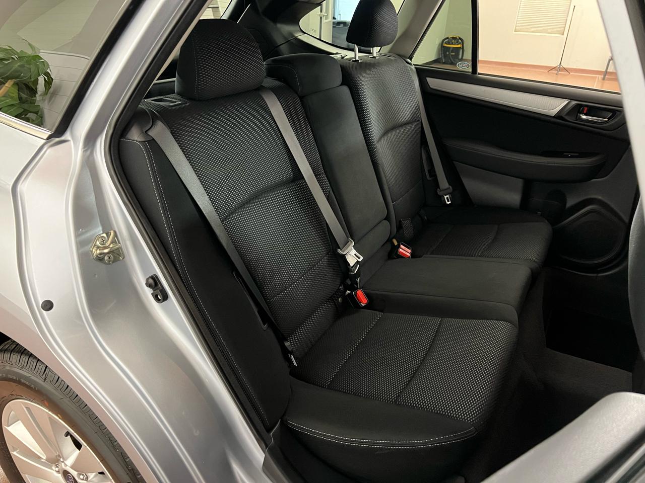 Subaru Outback 2.5i Premium 2017